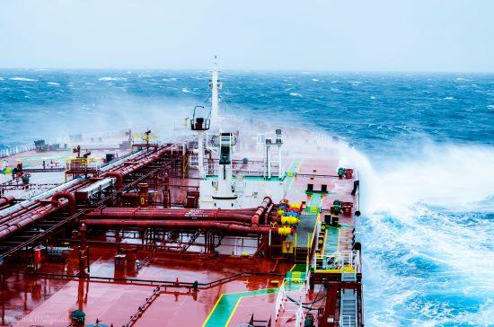 tanker-general-pexels-550x364.jpg